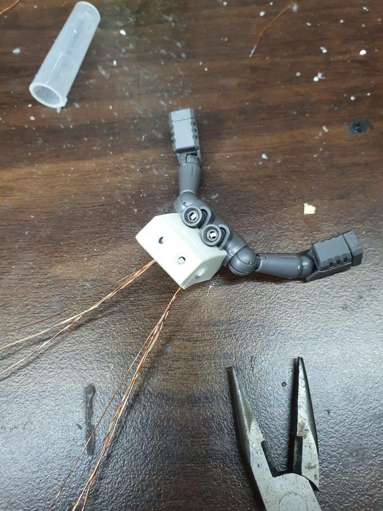 LED作業はいつも難しいです。 しかし、結果はいつも正しいです。