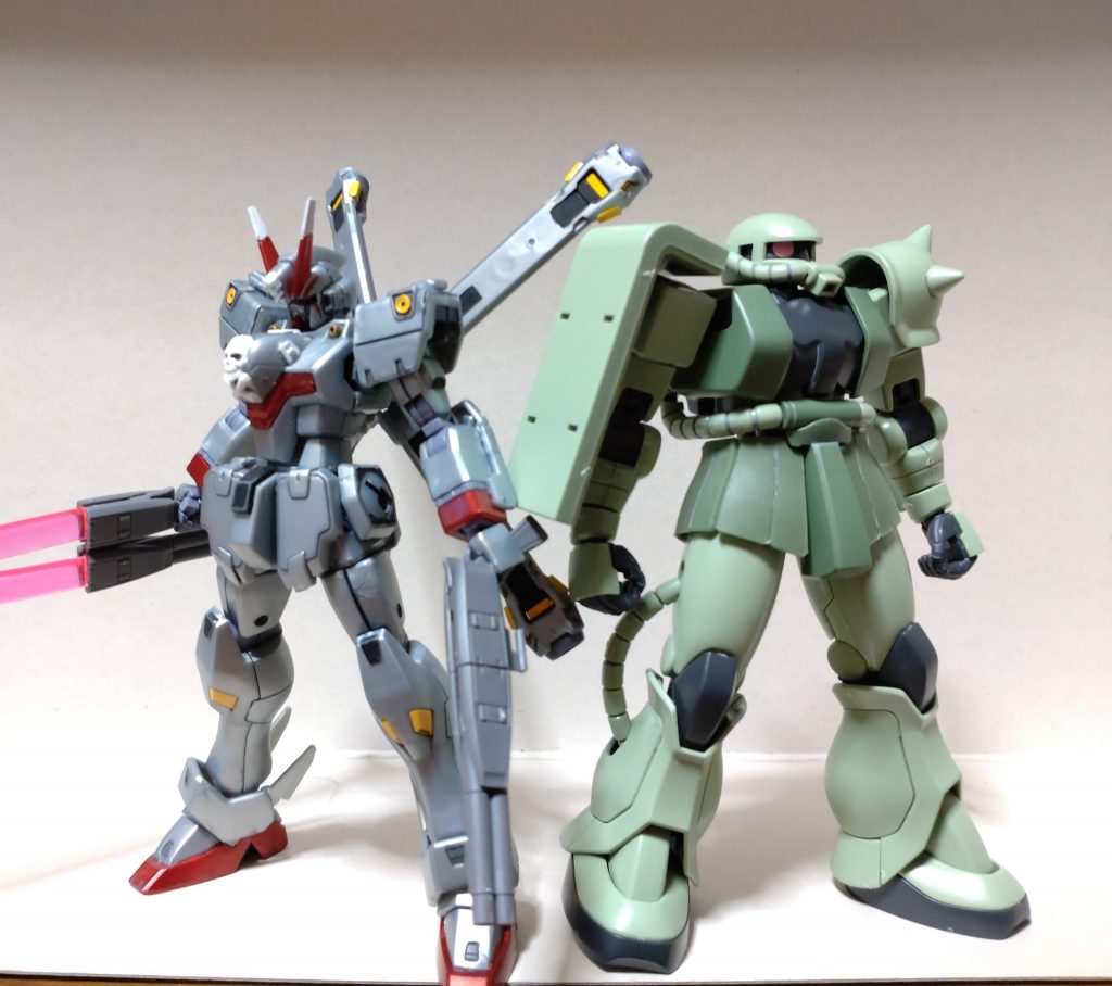 X-0と。個人的には、ザクはX-0といっしょ!フォントのグランパ!