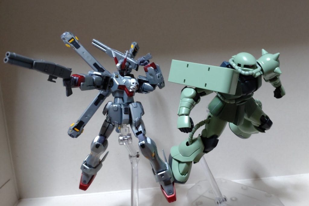 キットになるとサイズ差あんまりなかった…こんなんだとデスフィズに斬り刻まれてそのまま終わりそう(´・ω・`)