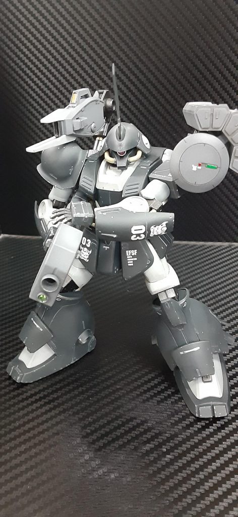 実戦参加した際には近代化改修された試作武装の評価試験を行う。残党相手に有効な武器の性能データを取ることで、軍縮が進む中でも軍上層部として軍事予算確保の必要性を保つためである。