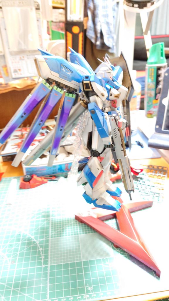 ＭＧ　Ｈｉーνガンダム　varーKa–2枚目/制作者：流民