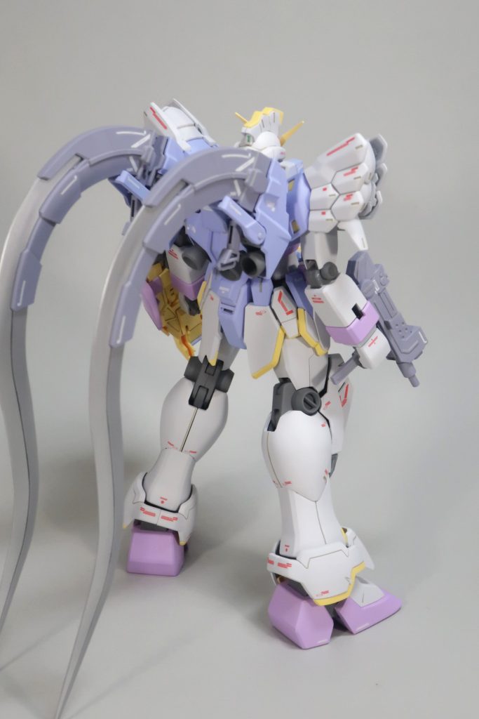 MG ガンダムサンドロック&アーマディロ装備–3枚目/制作者：じょごろう