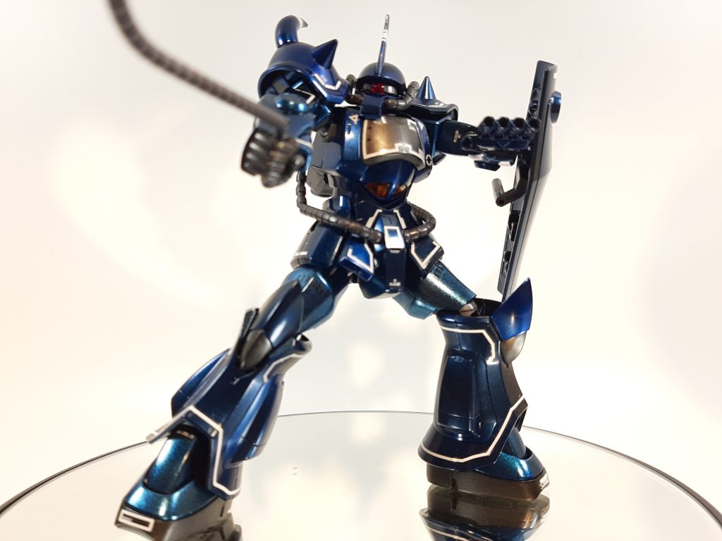 グフ(メタリック塗装)–4枚目/制作者：孤独のプラモ