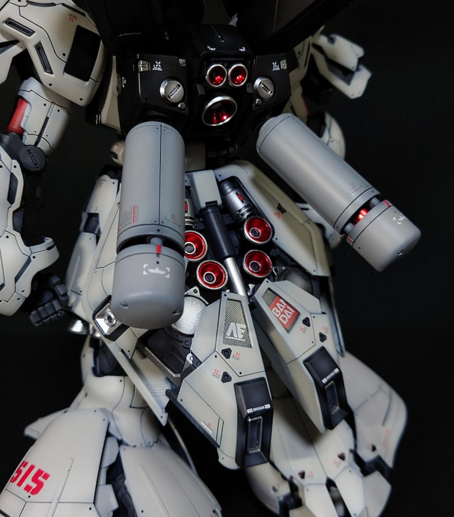 BANDAIマークはデカールの端にあるアレです(^_^;)