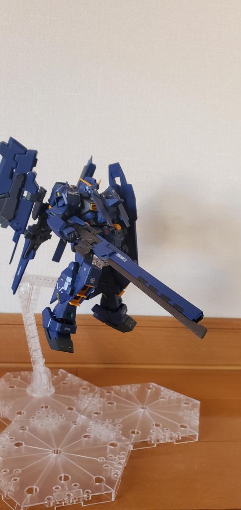 最後までご覧いただきありがとうございます♪次回投稿予定のものも制作開始しましたが、エアブラシを使用予定なので、投稿は未定です。それではまた〜