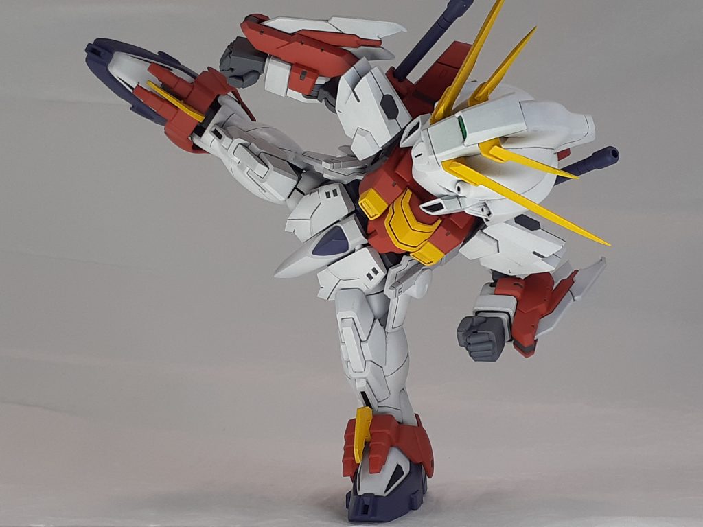 ブレイジングガンダム–3枚目/制作者：やすしおすし