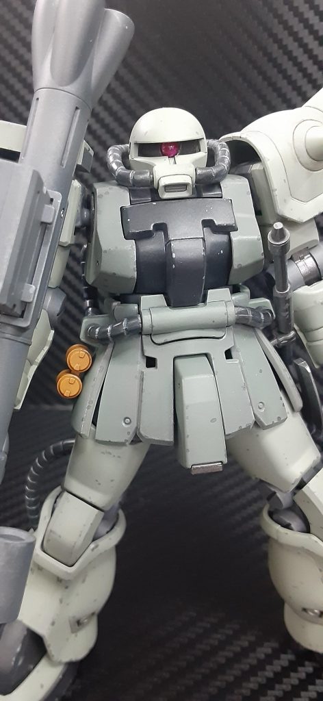 ダークグレー立ち上げからベースカラーグラデーション塗装。その後軽くウォッシングしてドライブラシとチッピング。