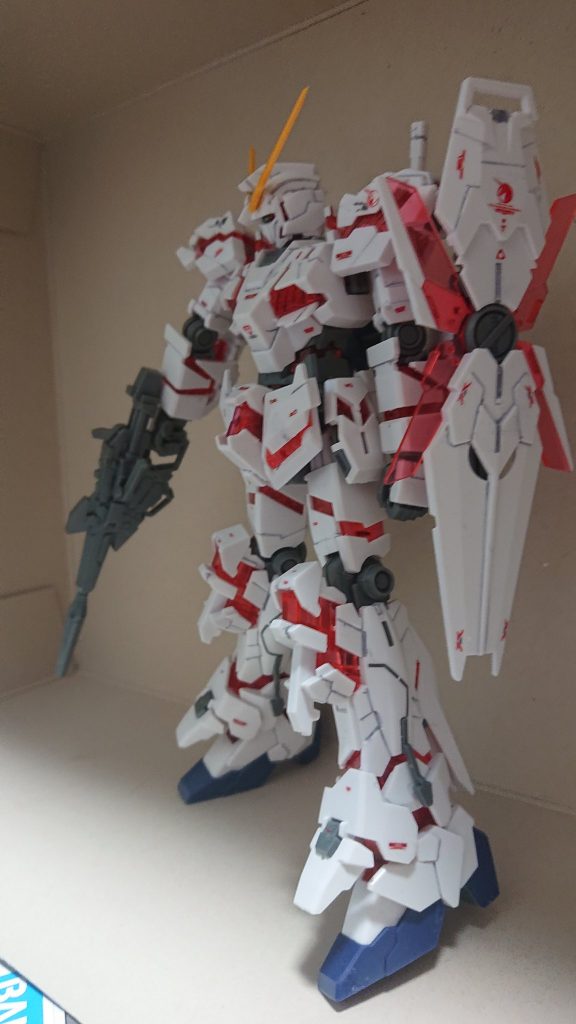 ユニコーンガンダム–2枚目/制作者：@tanatanaretort