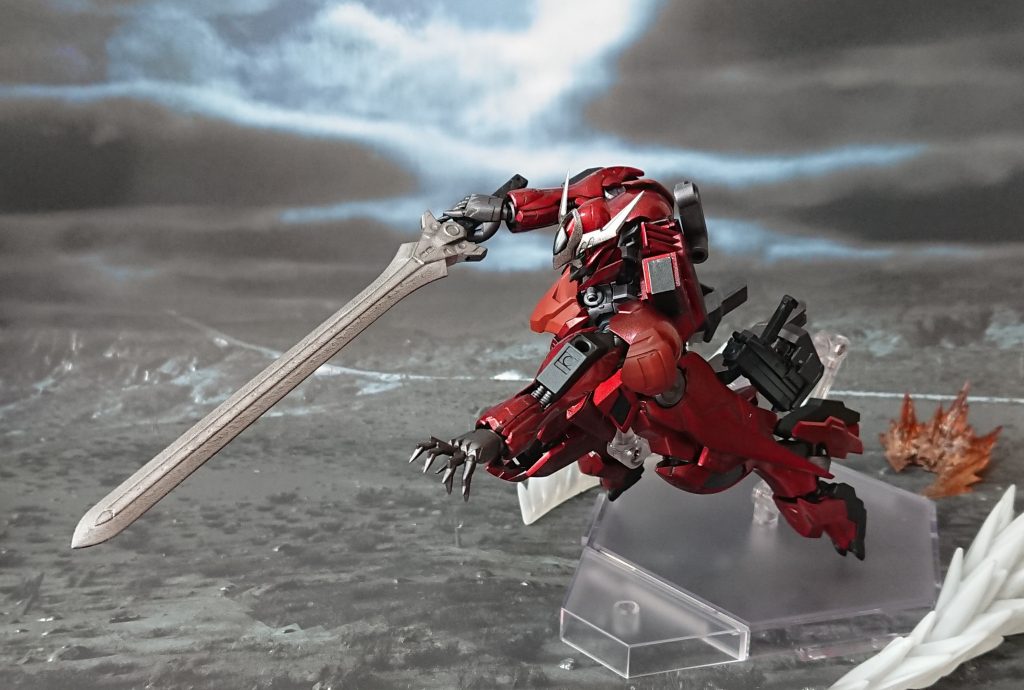 突き技″スティンガー″。