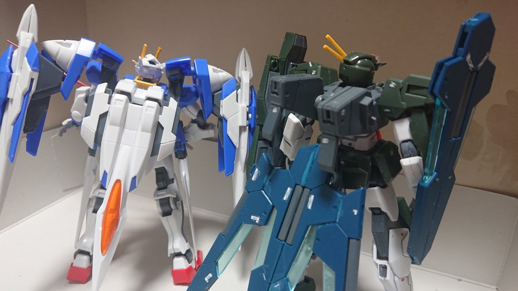 どちらも後ろのボリュームすごい