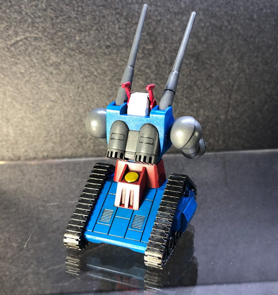 小さい物ですがHGに劣らずディテールもそれなりにあるので、手を加える事もなく合わせ目消し以外ヤスリがけもしてません。