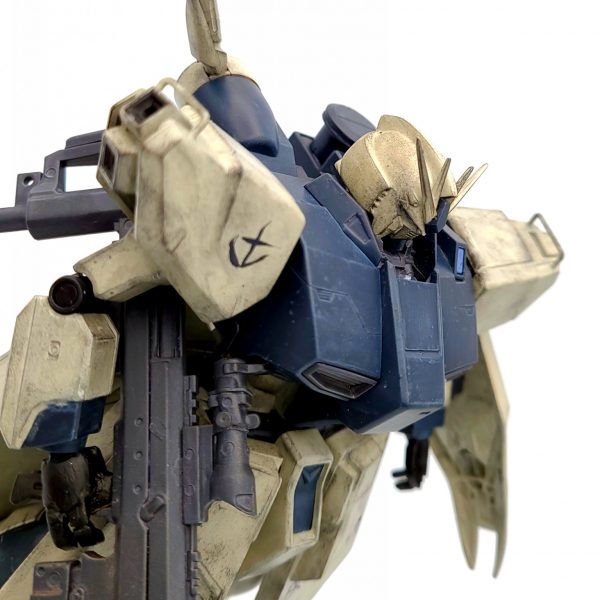 1/144 近藤版νガンダム