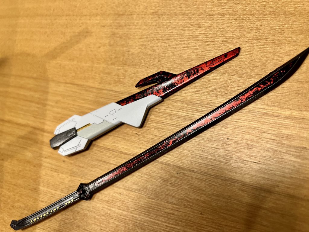 武装にはアクセントとしてラップ塗装を施してみました。