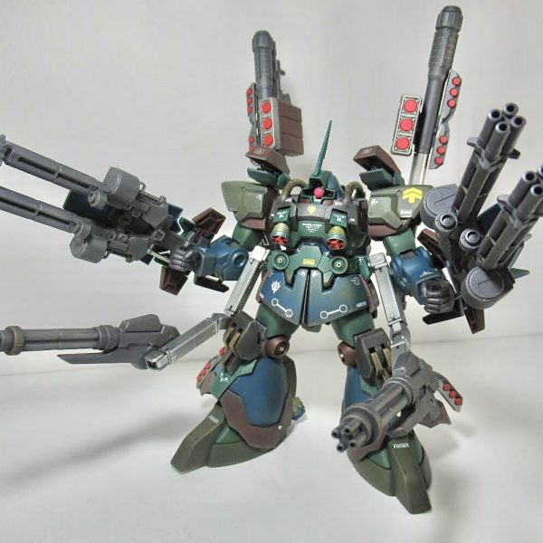 ドムカスタム陸・宇宙兼用機