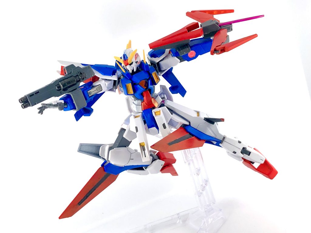 可動は十分で、ポーズも映えますね。