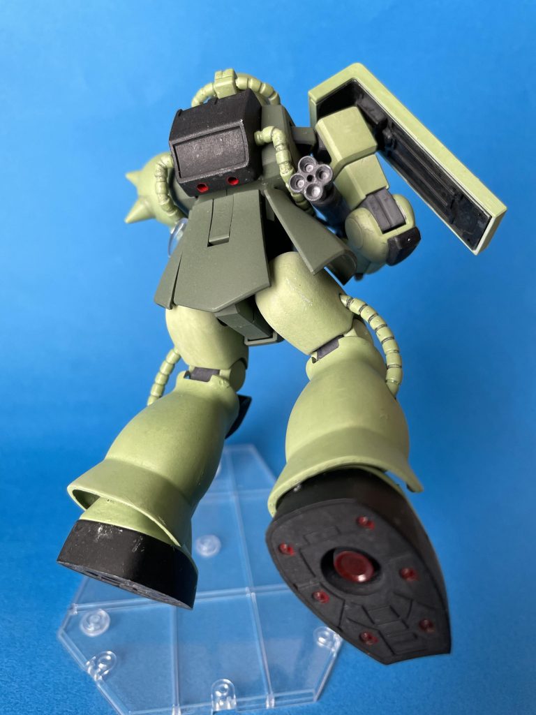 HGUC 040 量産型ザクⅡ–6枚目/制作者：アール
