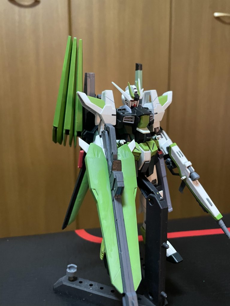 ドラグーン追加、磁石仕込んでフィンファンネルみたいに付けた