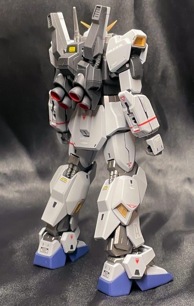 リアルタイプ用にデザインされたデカールのセンスも素敵です。