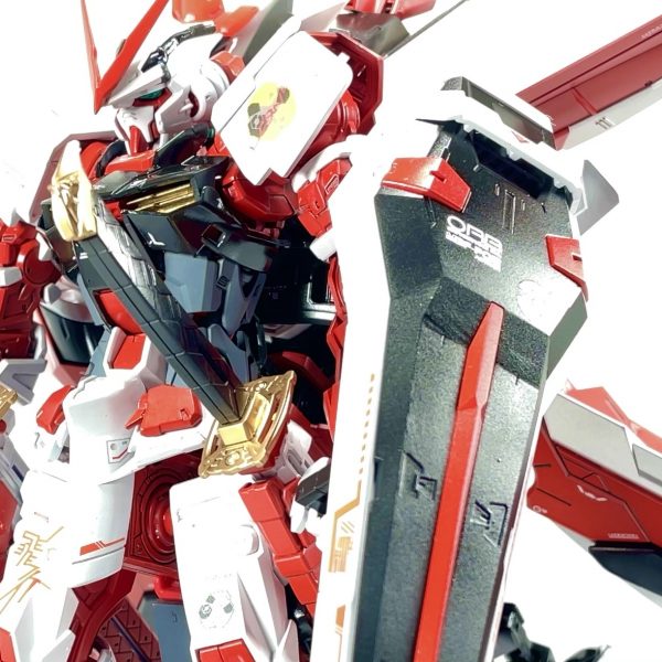 アストレイレッドフレーム オフェンバルグ