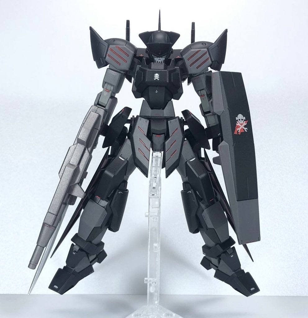 シールドは腰から分離して装備もできます。