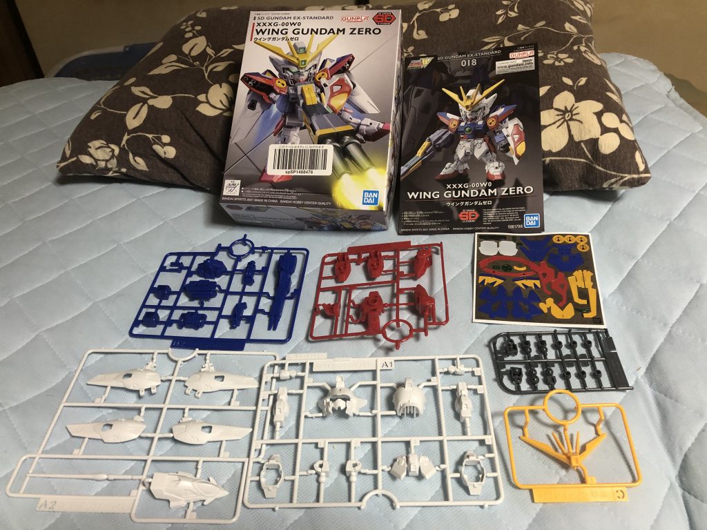 キット構成はEX-STANDARDらしくシンプルです。ステッカー要素が多めですね。