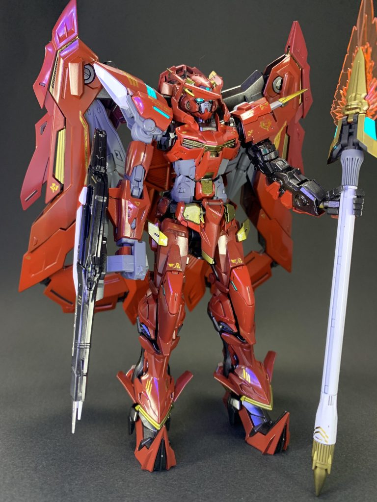 今回、初めてアストレイ系のガンプラ製作とRG全塗装に挑戦してみました。友人の天の写真を見せてもらったときかなりカッコよかったので頑張りました!