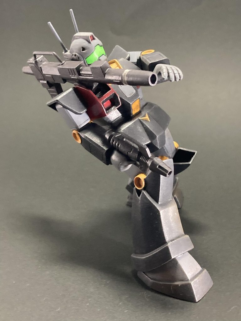 カラーリングは重厚感をイメージしてダンクーガを参考にしてみました🎨