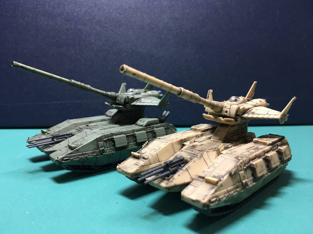 とにかく表面のディテールが細かい!スミ入れも時間が掛かりそうなのでリアルタッチマーカーの太い芯の方を寝かせて全体を塗り、ティッシュや綿棒で拭き取ってちょっとしたウェザリングも兼ねています。