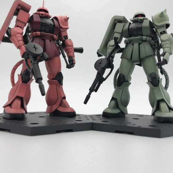 HGUC リバイブ版ザクⅡ　アニメ調に仕上げました