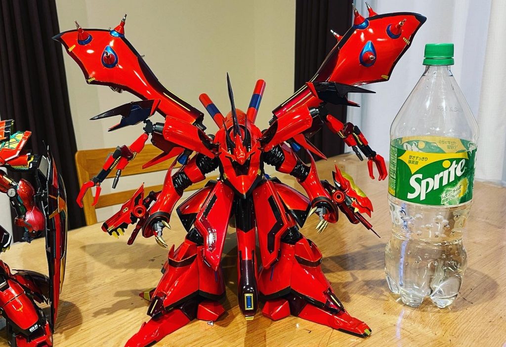 2リットルのスプライトと比較させてみてもやっぱりナイチンゲールはでかいですねヽ(´▽｀)/