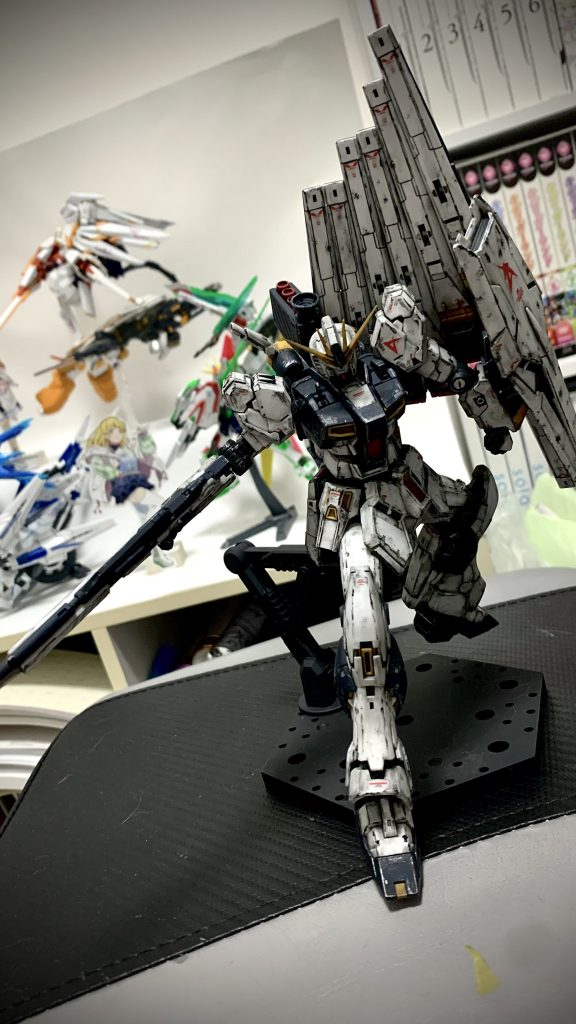 RG νガンダム【お手軽成形色仕上げ】–2枚目/制作者:P