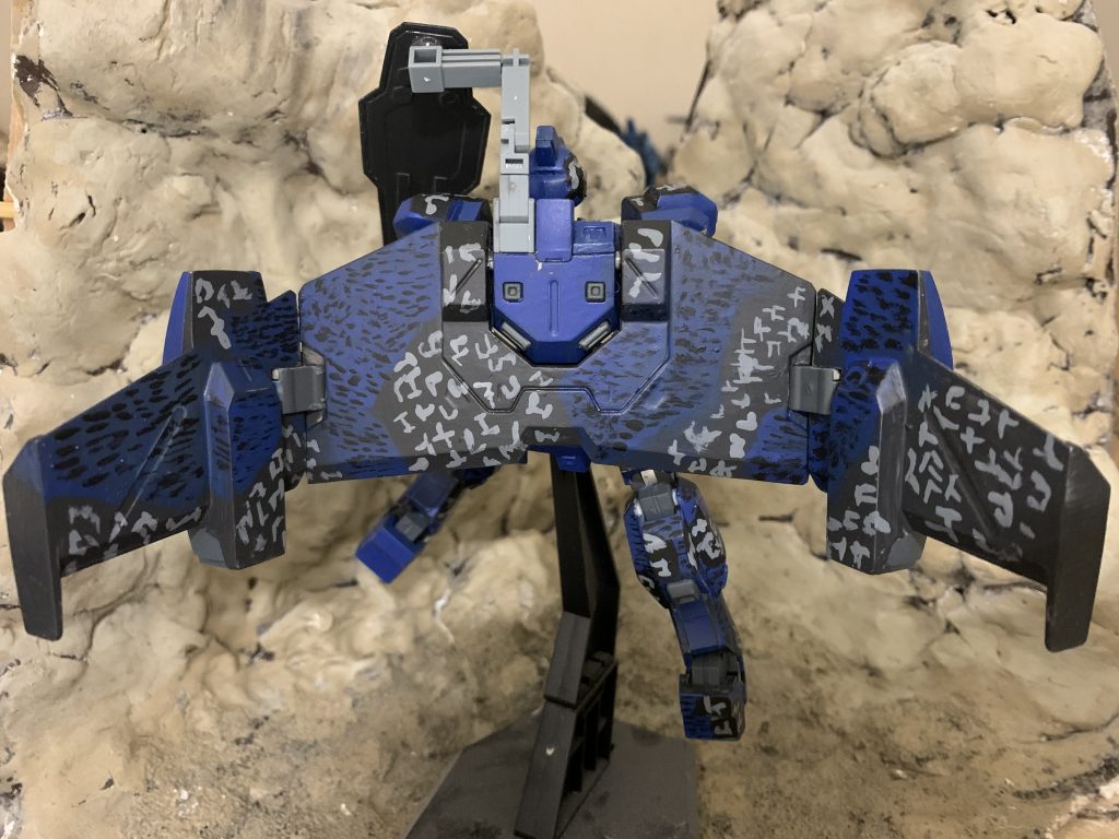 大きさが少しバラバラですが、独特の雰囲気でてるかなぁとか思っております。