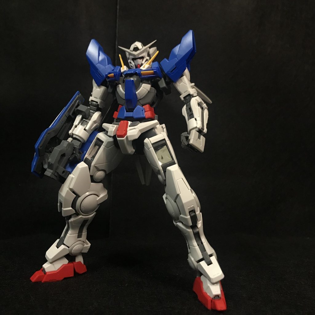 かっこいい……これを見ることによってエクシアが欲しくなる人10000人に1人出てくればいいなと（1万人見てないので無効）正直言います折りました！！すごい？（誇るな）というのもですね……可動チェック毎回やるんですがそれやってたら白化してブチって……もう……泣きそうでした（泣け）