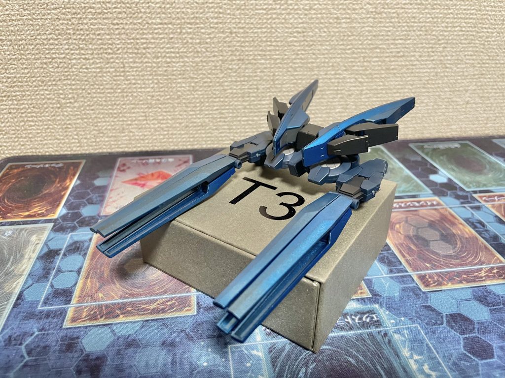 有線式からサイコミュ操作の変更されたインコムを持つ支援ユニット「ハーテクトユニット」ナラティブガンダムのように対象を捕獲するための展開もできます。