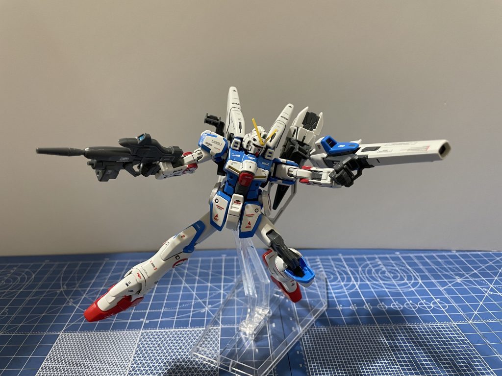 HGUC セカンドV–3枚目/制作者：朝倉千代子