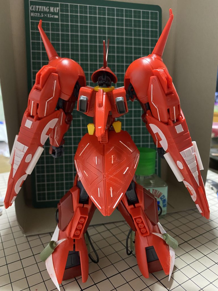 仮組みのバックショットです。