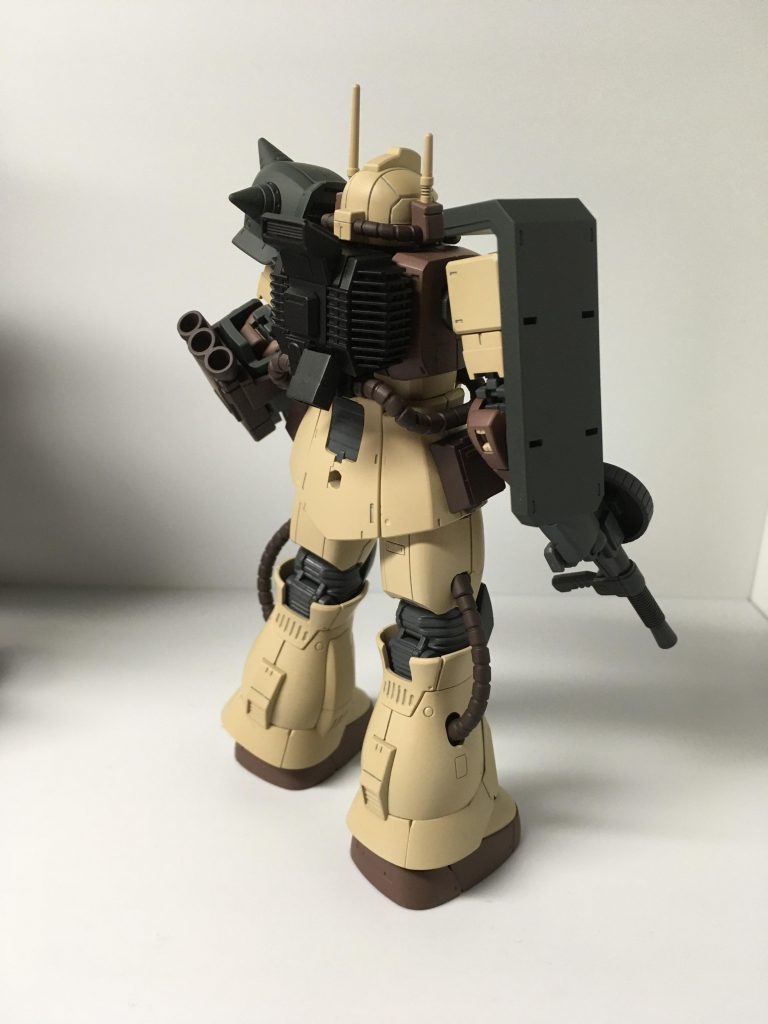 メインのイエローはガイアノーツのヘキサギアカラーよりヘキサデザートイエローです