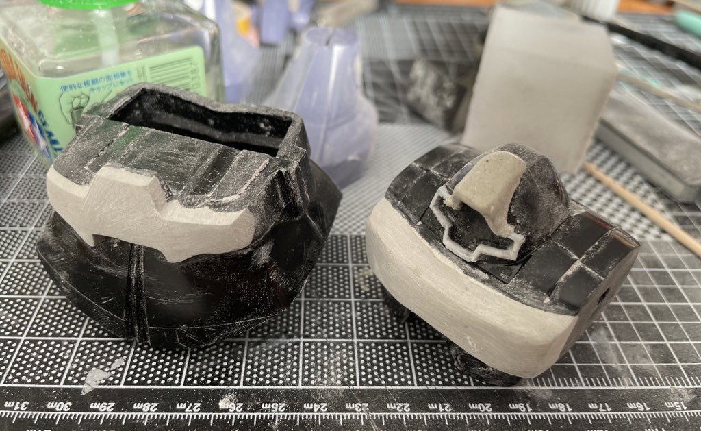 エポパテで厚み出し。今回は幅つめする部分は無かったのでスムーズに製作出来ました。