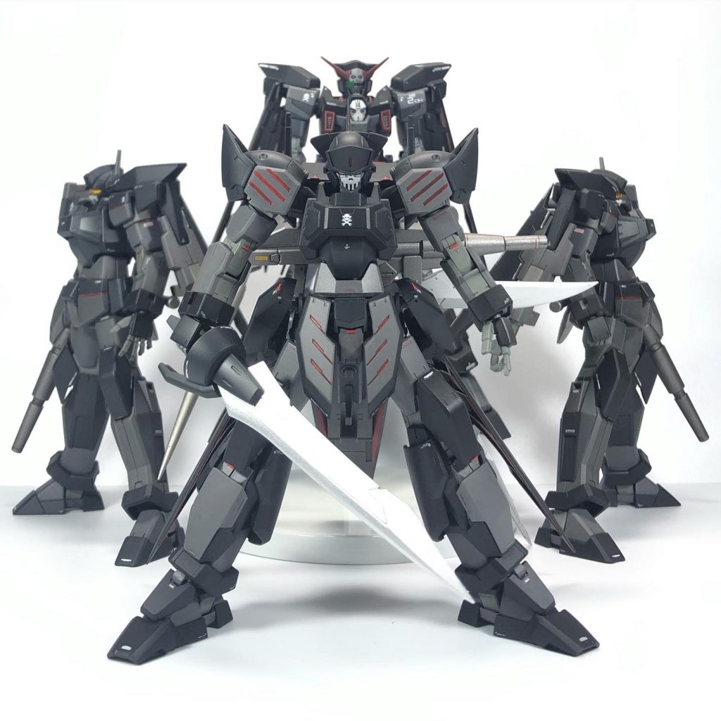 4機小隊で集合写真〜😃ダークハウンドは過去作です。現在、ダークハウンド ダブルバレットを別途作成中です。