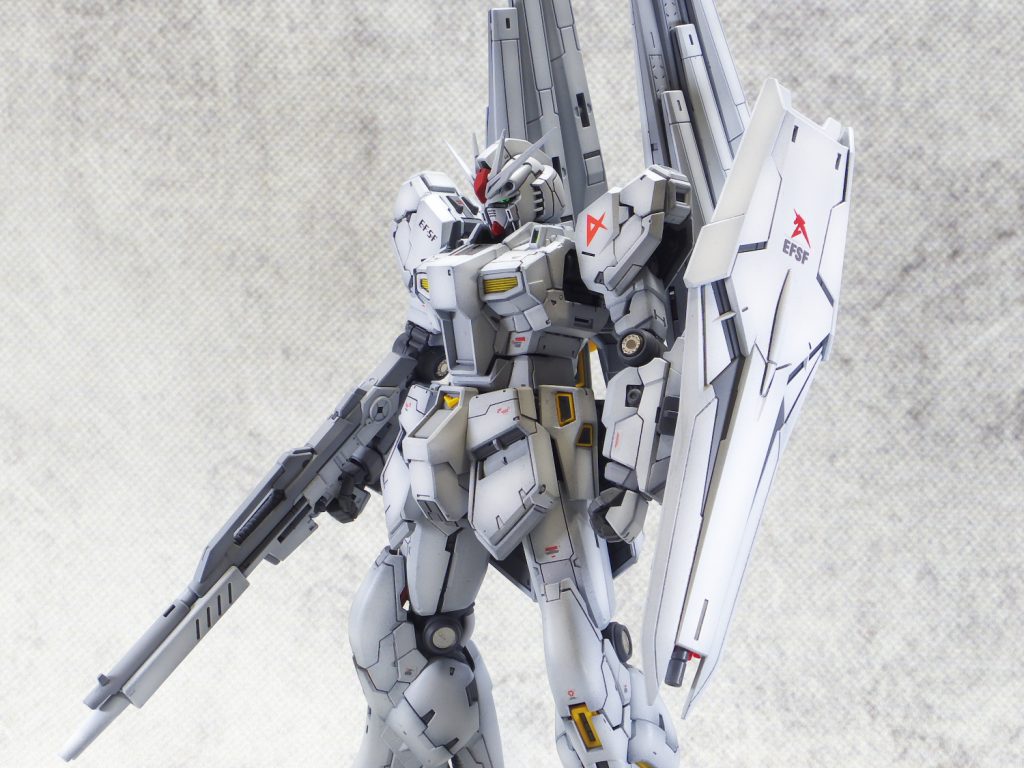 RG νガンダム–4枚目/制作者：guplafactory