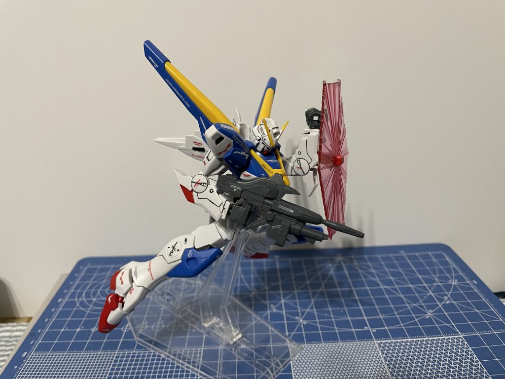 HGUC LM314V21 V2ガンダム ブイツーガンダム ヴィクトリーツーガンダム–3枚目/制作者：朝倉千代子
