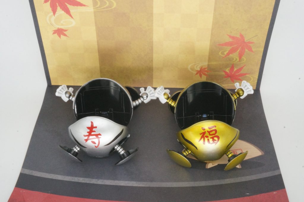 最後は寝正月風ご覧いただきありがとうございました。みなさま今年もいい作品が作れますように。