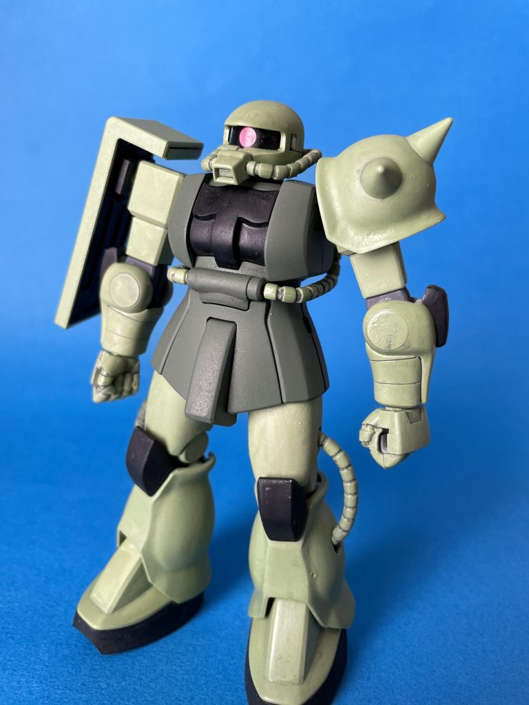 新版も良いがこの20年前のザクも実にザクらしい良いものです