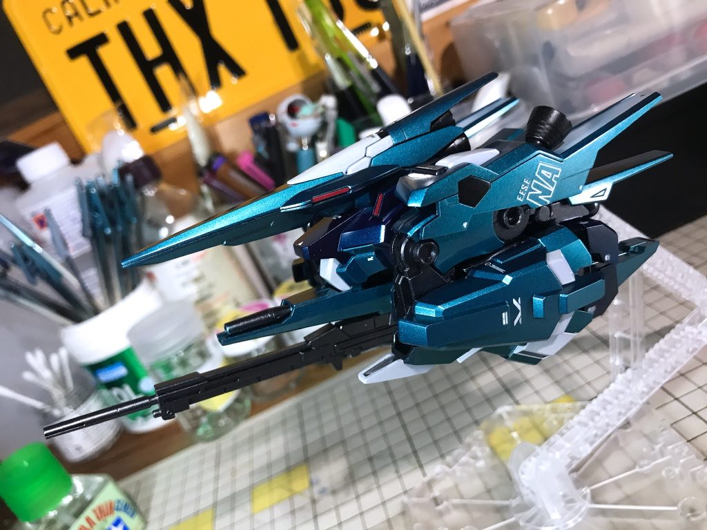 ウェイブライター形態！めっちゃかっこいい！！！！！！！！！リゼルのここ(背中)空いてますよ…🎶厚めにクリア吹いてますが塗装剥がれ怖いので多分もうしません😇 全体的にキラキラで超可愛いくて愛着半端ない子になりました🥺今年は5体くらい作るのが目標！あとコンペにも出してみたいです✨頑張るぞ〜💃💃💃❤️‍🔥