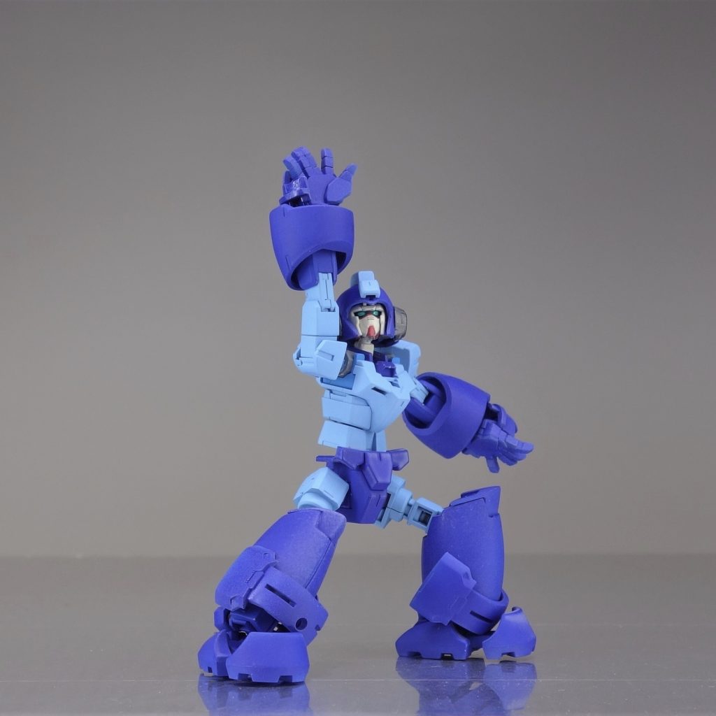 さて、ロックマンのモチーフと、コアガンダムのギミック、何も起きないはずもなく…コアチェンジ！　ドッキング、ゴー！タダチニソウビシタマエ！！