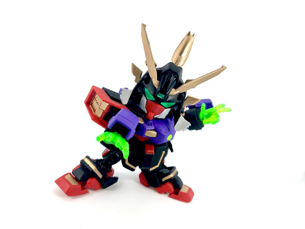 ハイパーモードも小顔メイクです。実は発売当時にも組んだことがあるキットだったので、大変でしたが懐かしい気分で製作できました^_^b