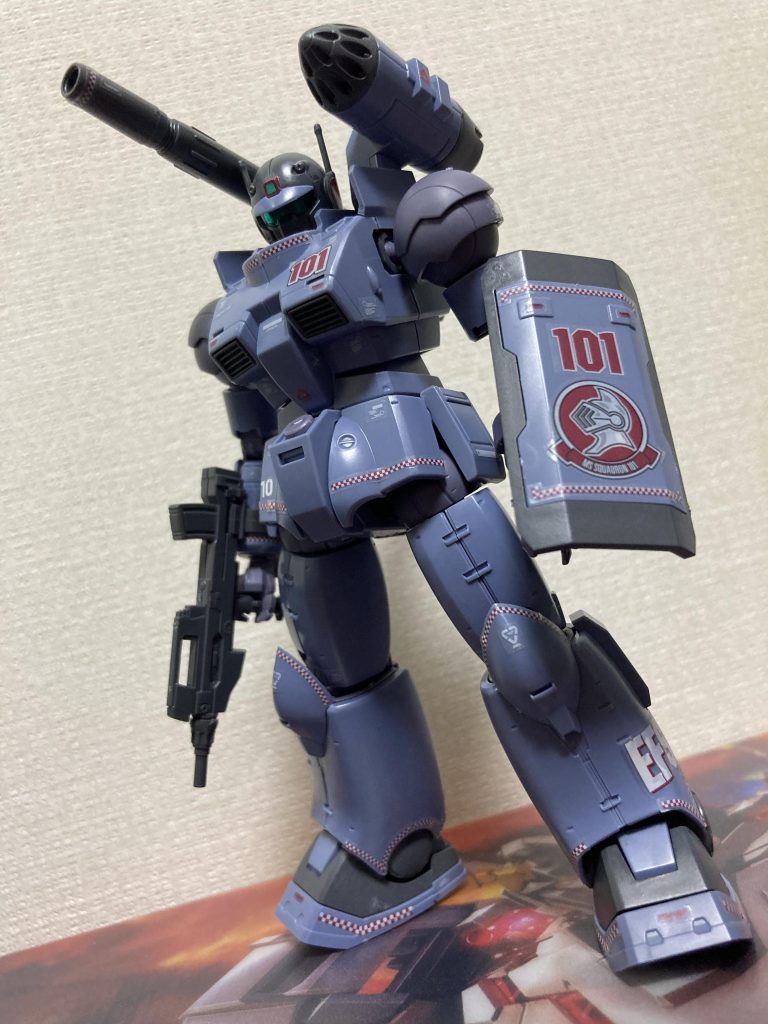 ツヤ消しトップコート前、お肌ゎオイリーでテッカテカ(*´-`)