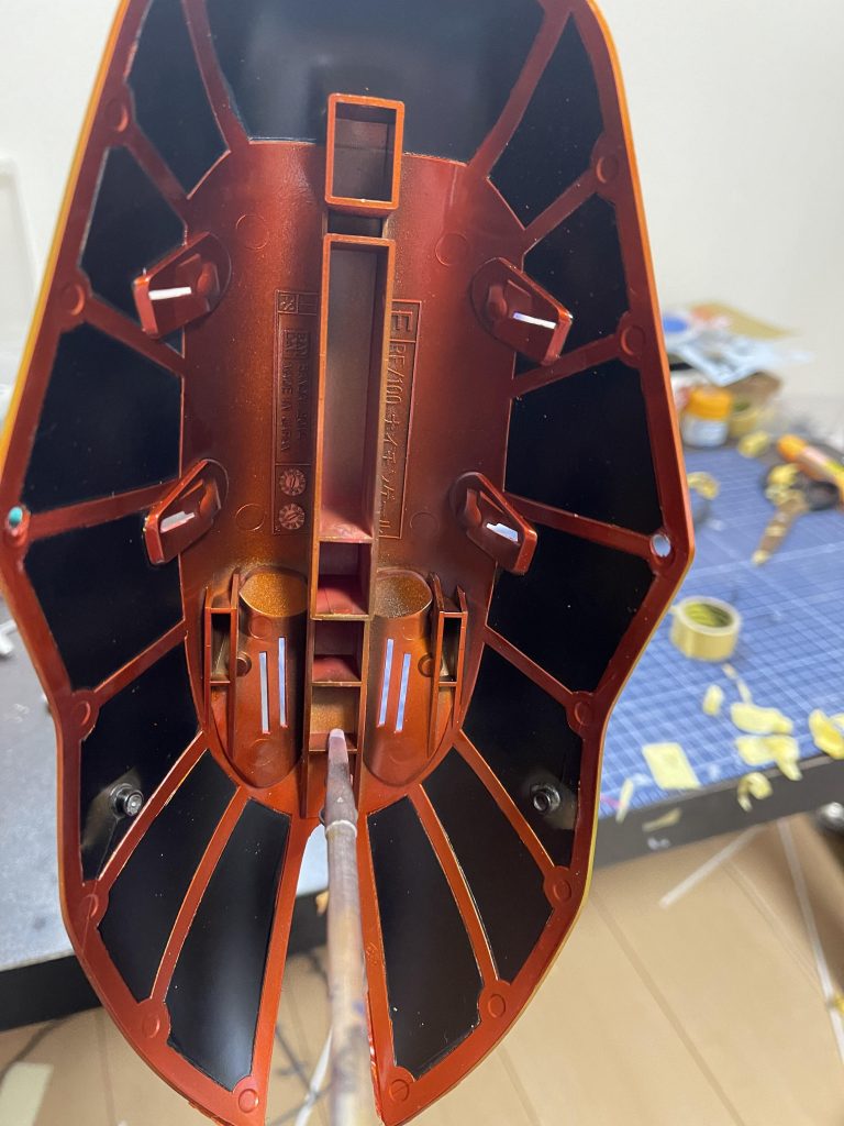 マスキングで苦労したのがファンネルの裏とお尻の裏のマスキングとても苦労しましたがその分やってよかったって今では思っています👍