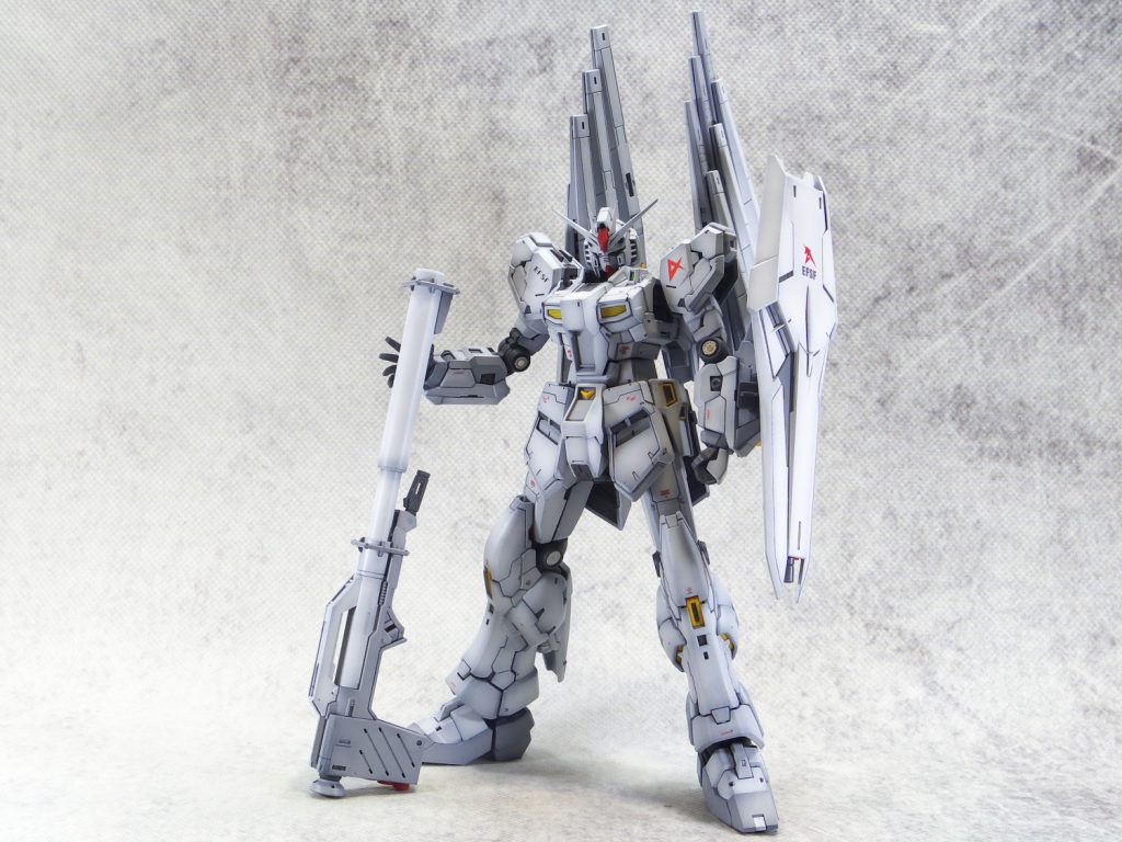 RG νガンダム–2枚目/制作者：guplafactory