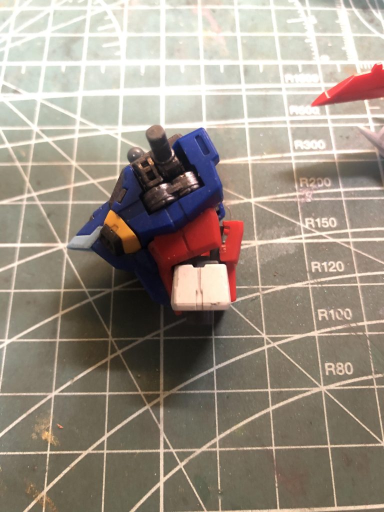 それ以外はフロントスカート以外特にいじらず スミ入れ つや消し の簡単フィニッシュです(あれこれやってるうちに面倒くさくなったなんて言えない。)